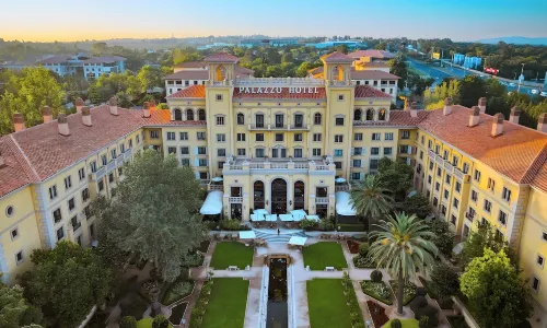 Palazzo Hotel