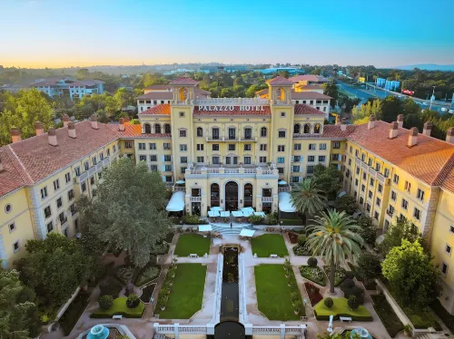 Palazzo Hotel