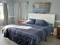 Spacious 4-bedroom house in beautiful Hernando Beach with WiFi, pool, sleeps 8 Hotels in Hernando Beach