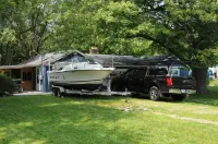 Charming 3-bedroom 2 bathroom house steps from the public beach in  Oak Harbor