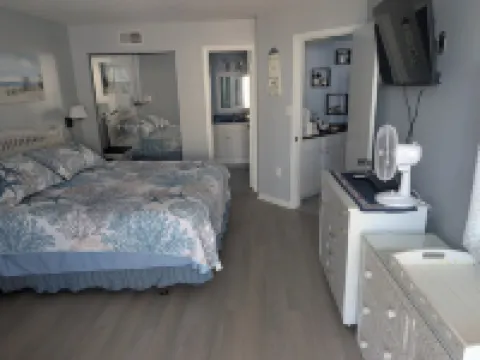 2-bedroom condo on North Topsail Beach with amazing views of the Atlantic Ocean