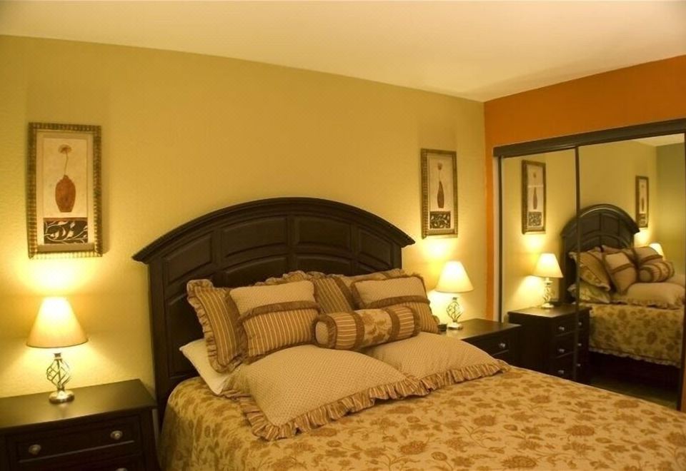 Photo inspiration: Condos Near Major City Attractions Reference: Palm Springs Condo In Beautiful Garden Setting Close To Major