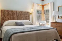 可供四人入住的海景海灘小屋 Dyer Library附近的飯店