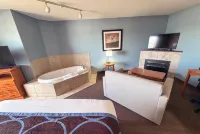 Super 8 by Wyndham Edmonton South - Hot Tub
