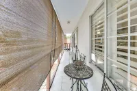 Fullerton Home Base: Easy Access to Dtwn + Csuf!