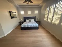 Desert Oasis  salt water pool sleeps 11 in Terra Lago Near Coachella Festival Hotels in Indio