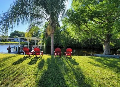 Sweetwater Cottage - Waterfront and Pet Friendly! Canoe and kayaks provided!