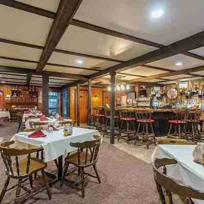 Cascade Inn Dining/Meeting Rooms