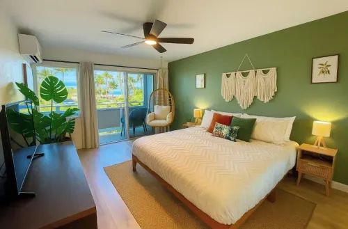 Ocean view A/C, pool/hot tub coconut marketplace فنادق في Wailua