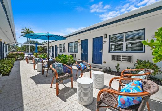 4. 헐리우드 비치 ..