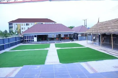 Side View Hotel Các khách sạn ở 