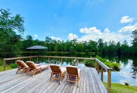 Big Oak Fishing Retreat