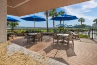 Marriott's Harbour Point and Sunset Pointe at Shelter Cove