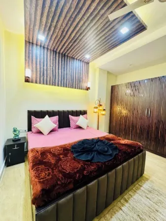 Prahar Homes Отели рядом с достопримечательностью «SURAJPOL GATE»