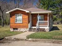 The Fish Cabin at the Riviera Resort in Neillsville, Wisconsin! Hotels in Dewhurst
