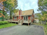 Hidden Bear by AvantStay Hotels in Penn Forest Township
