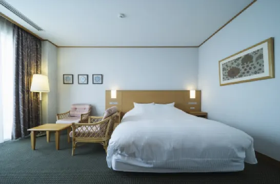 Passage Kinkai Hôtels à : 