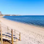 Beachfront Retreat - 5BR Home With Stunning Views Hotels in Jamesport