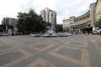 Apartments Emili: #19 One Bedroom Apartment In The Center of Yerevan