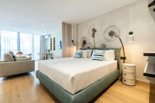 WHITE NORDIC SUITE TIERRAZUL ART BOUTIQUE SUITES