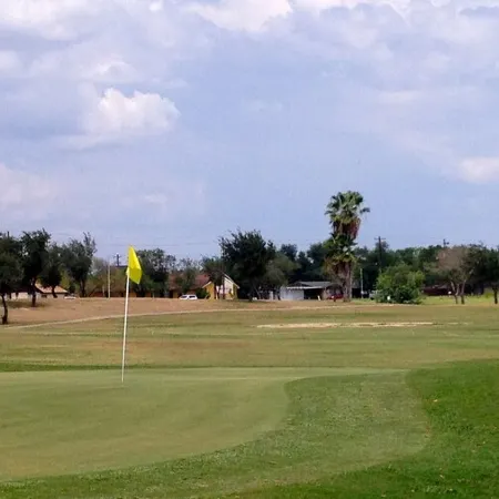 GOLFERS PARADISE