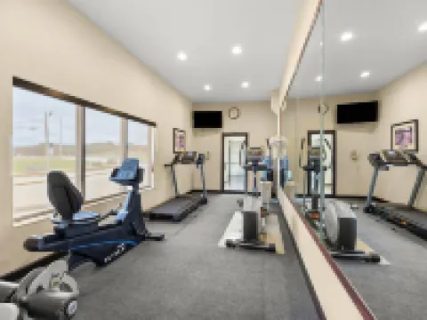 Comfort Inn US 60-63 Hotels in Howell County