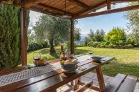 Adults-only: Ruhige Oase im Grünen mit Atemberaubender Aussicht