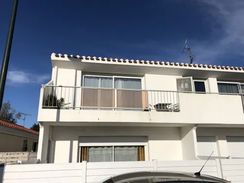 Lapart Challandais Hotels in Challans