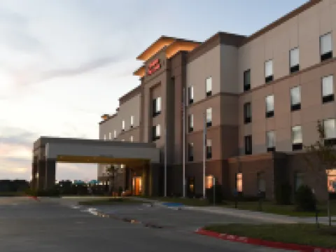 Hampton Inn & Suites Huntsville Hotels in Walker County