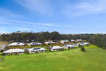 H Boutique Hotel Отели рядом с достопримечательностью «Hunter Valley Cheese Factory Co PL»