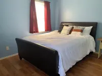 3-bedroom house in charming Champaign 6 minutes from State Farm Center