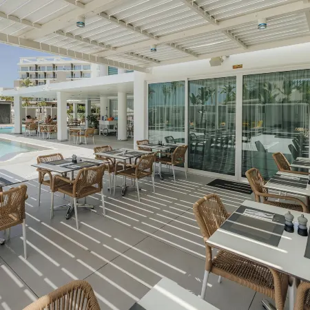 Tasia Maris Sands (Adults Only)