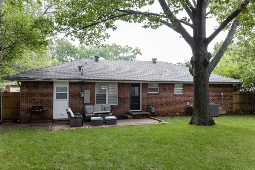 The Crimson Rose - newly renovated! 3 bed/2 bath, walking distance to OU campus