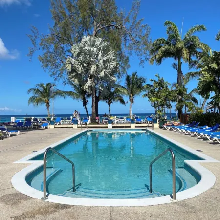 1-bedroom apartment just steps to beautiful west coast beaches!