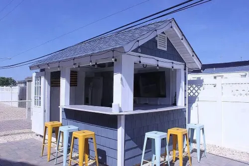 4-bedroom 3 Bath house with Master suite in charming Ortley Beach with Wi Fi, AC