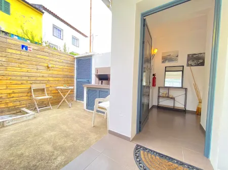 Sea View Apartment B