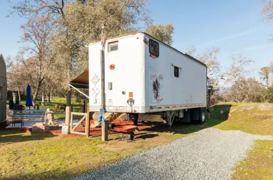 Twisted oaks forest cottage, Squaw Valley california Hotels in Squaw Valley
