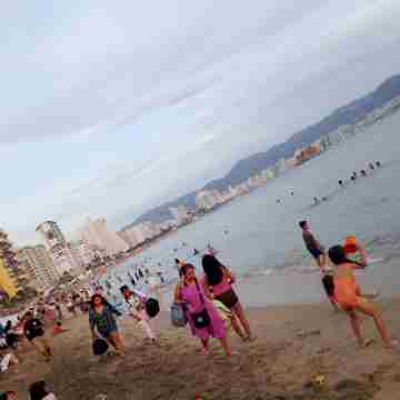 Well located, close to everything Fitness & Recreational Facilities