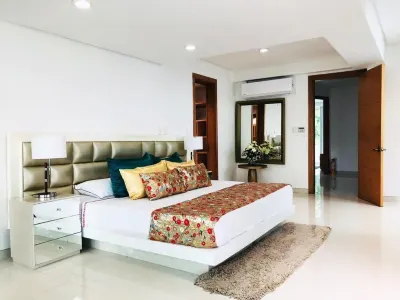 Luxury villa, overlooking the beach Hotels in San Pedro