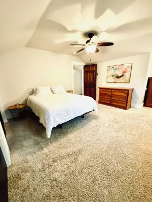 3-bedroom house in charming De Pere Hotels in De Pere