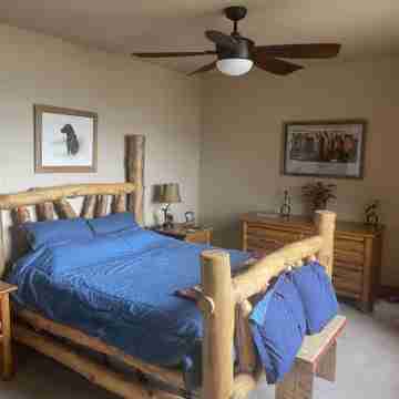 Amazing View Mountain Home - Private Neighborhood Rooms