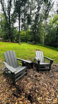 Apartment Nestled in Woods of Charming Charlottesville Hotels near تشارلوتسفيل