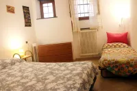 Ancient Charming House a stone's throw from the sea