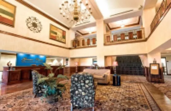 Grand Plaza Hotel & Conference Center