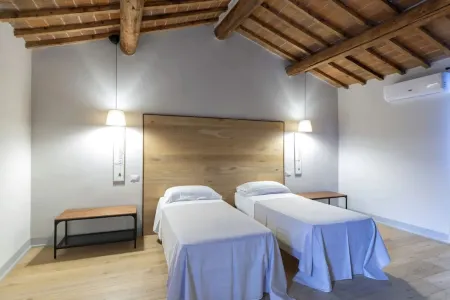 Renovated & Relaxing Historical Cortona Farmhouse