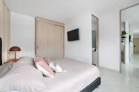 Cozy 3 bdr and 2 wc Apto Very Well Located!