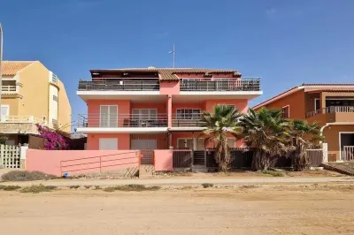 Ocean Breeze Bayview Apartment โรงแรมใน