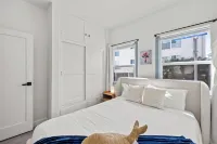 2BR Luxury Getaway 3 Mins to the Beach + Ocean Views