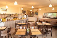 Brit Hotel Lannion-Perros Guirec - breakfast
