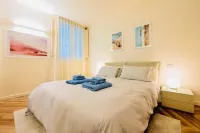 Luxury residence in the historic center فنادق في Iseo